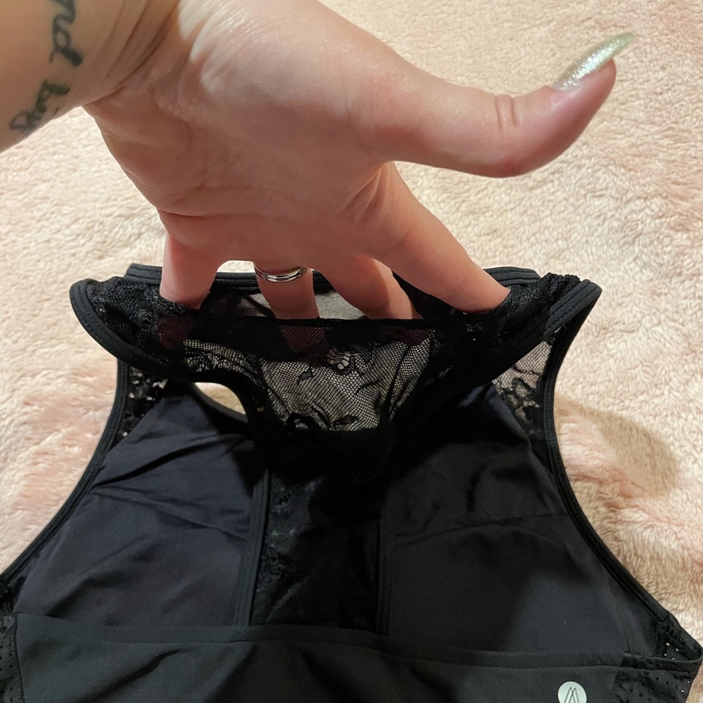Active Wear Set - Picture 9 of 10